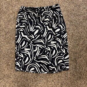 Nine West Midi Rouched skirt - Women's Size XL - Preowned - 2199